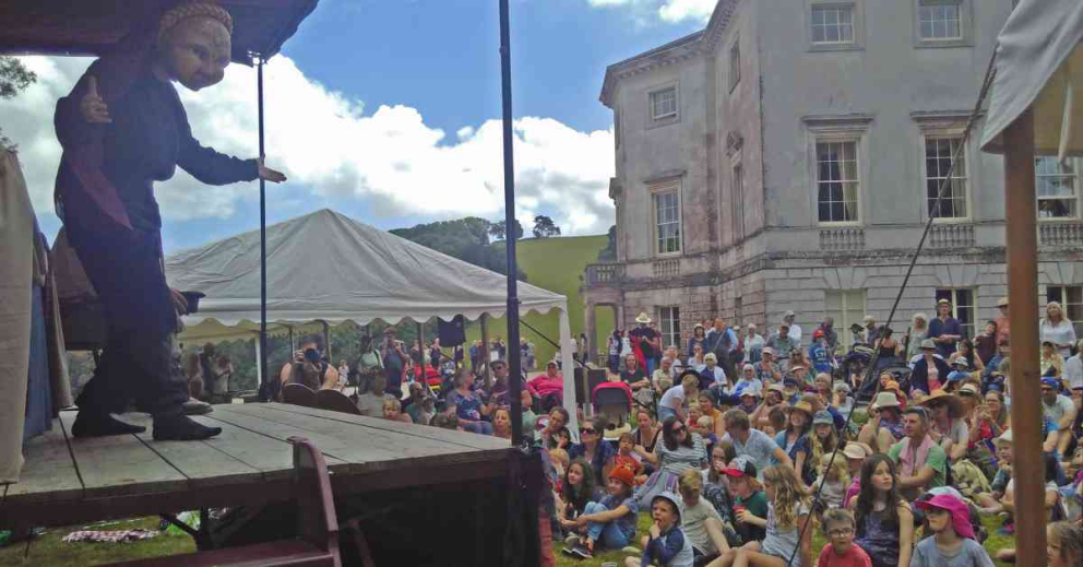 Record number of visitors in 2019-2020 Annual Report