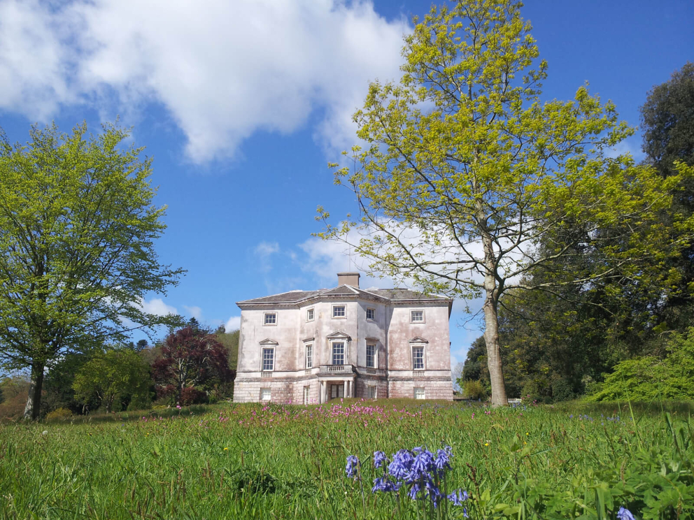 Sharpham House beginners retreats
