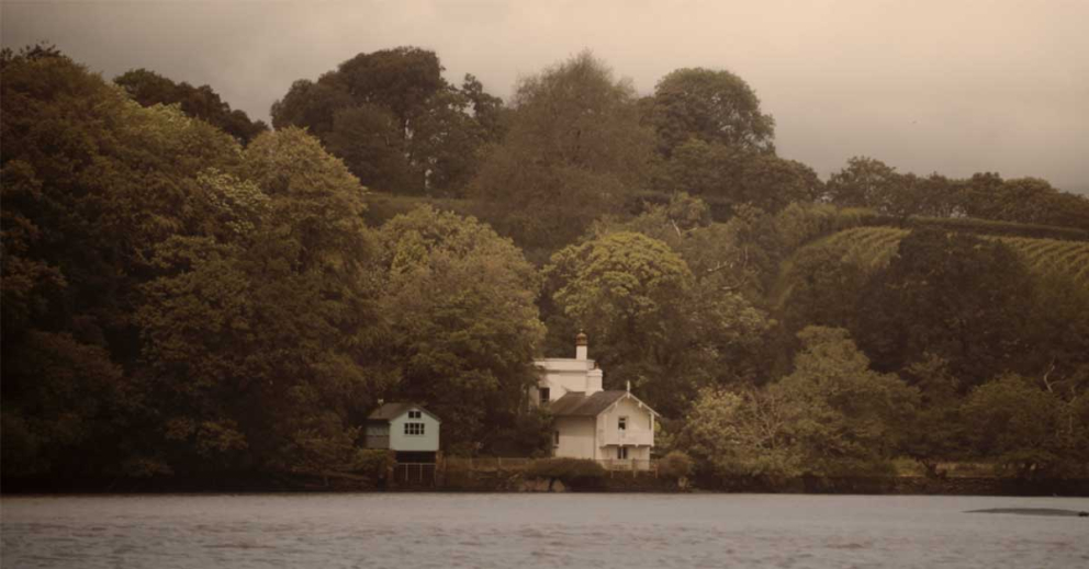 Our holiday let, The Bathing House, on The Sharpham Estate in Shalborne - a film by Caroline Corrie