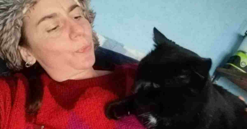 Former Barn coordinator Holly shares a moment with Nimbus