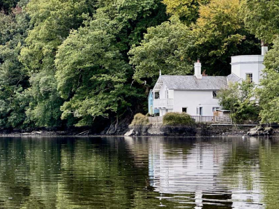 The Bathing House - a holiday let on the Sharpham Estate beside the River Dart