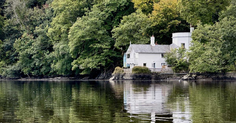 The Bathing House - a holiday let on the Sharpham Estate beside the River Dart